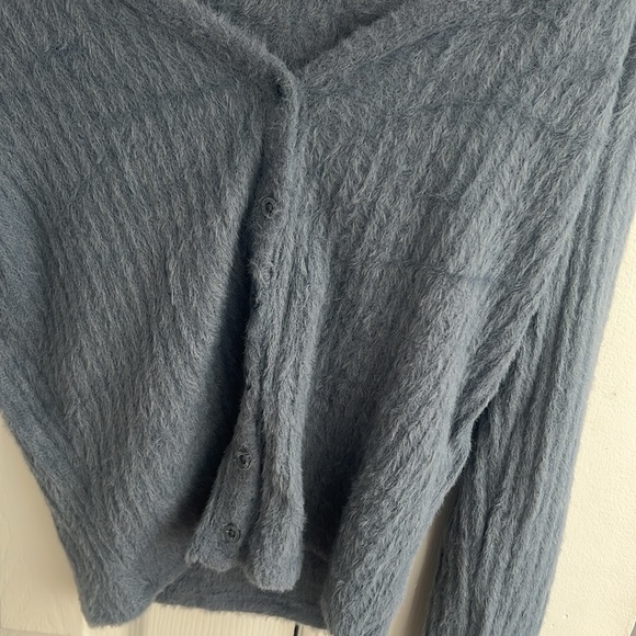 Hollister California Size Medium blue sweater fuzzy super soft button top shirt - Picture 13 of 13